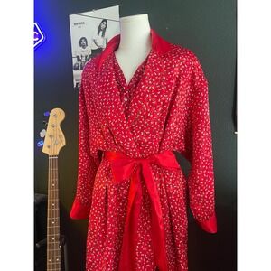 Vintage Victoria's Secret gold label robe and night shirt set vintage robe